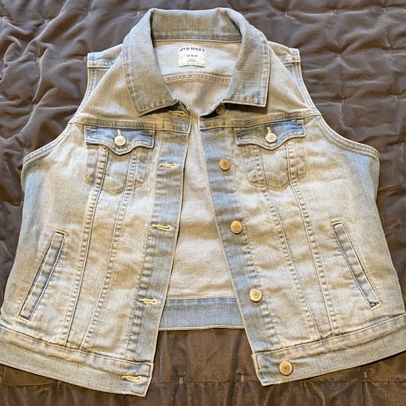 Old Navy Jackets & Blazers - Old Navy light wash denim vest M
